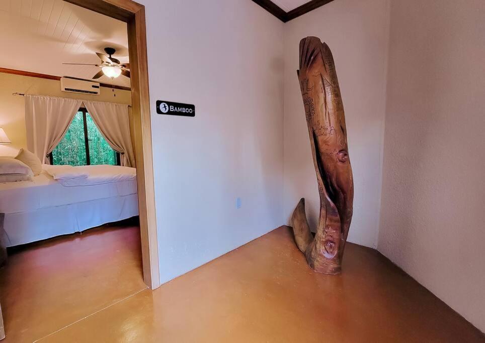Vive Utila - Bed & Breakfast المظهر الخارجي الصورة