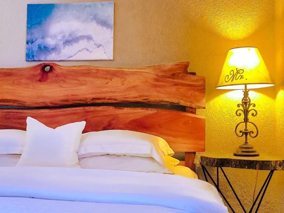 Vive Utila - Bed & Breakfast المظهر الخارجي الصورة